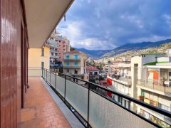 SANREMO two-room apartment 350 meters from the market square - 4
