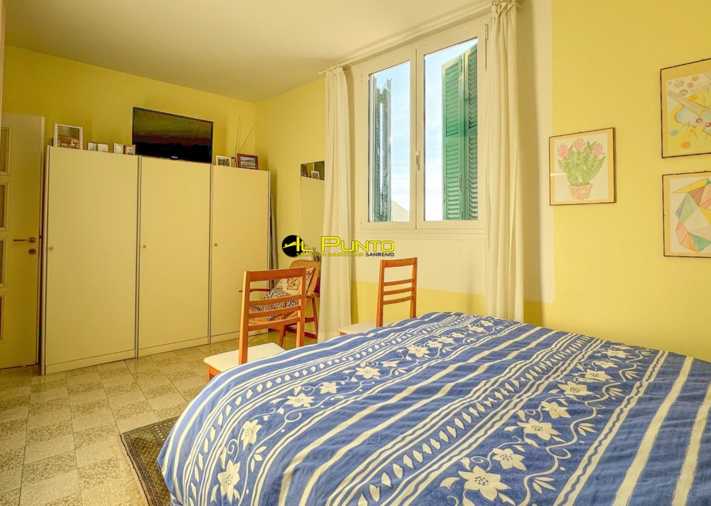 Appartamento trilocale in vendita  Giardini Vittorio Veneto 58, Sanremo, località Centro