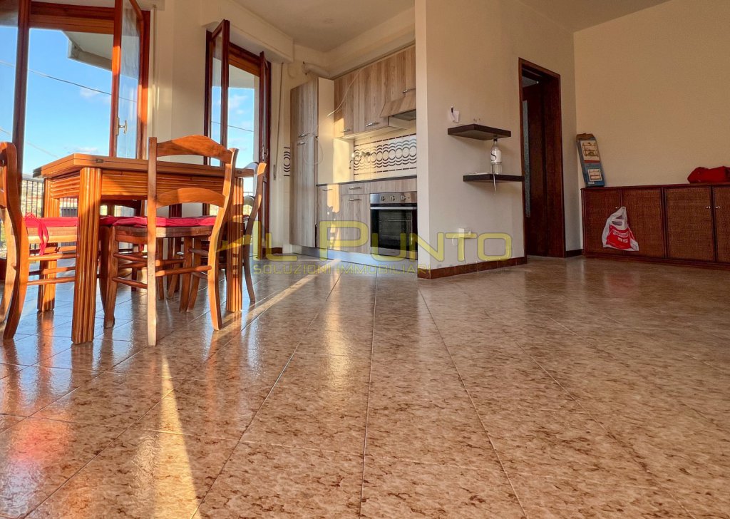 Vendita Appartamento Sanremo - SANREMO grande bilocale con balconate Località via Padre Semeria