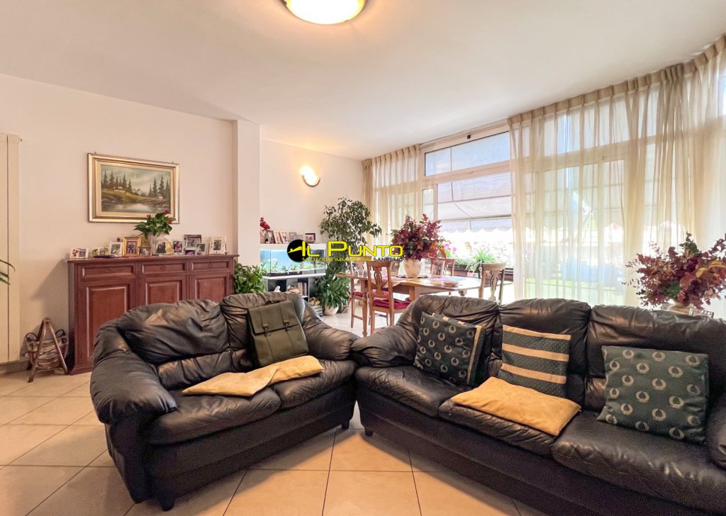 Sale Apartment Sanremo - SANREMO Agosti street large three-room apartment Locality 