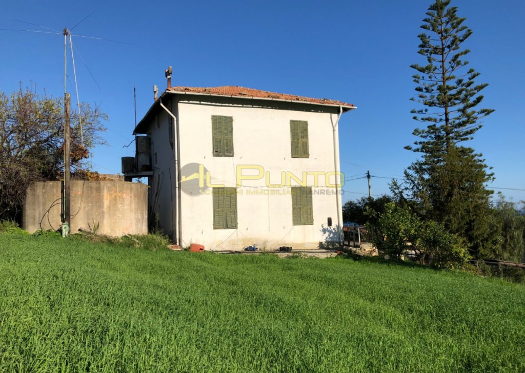 Sale Villas and Independent Houses Sanremo - SANREMO villa to renovate beautiful sea view Locality 